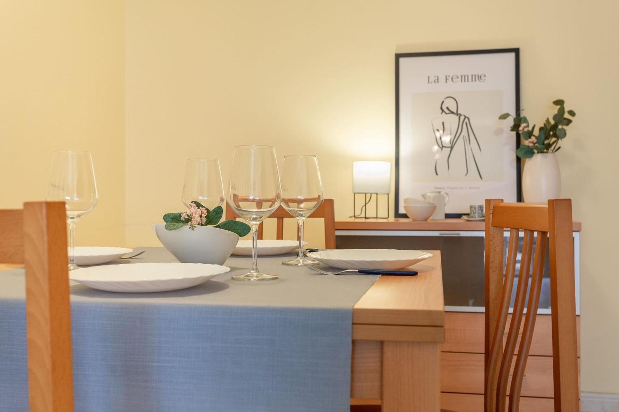 La Mola Apartment เลสกาลา ภายนอก รูปภาพ