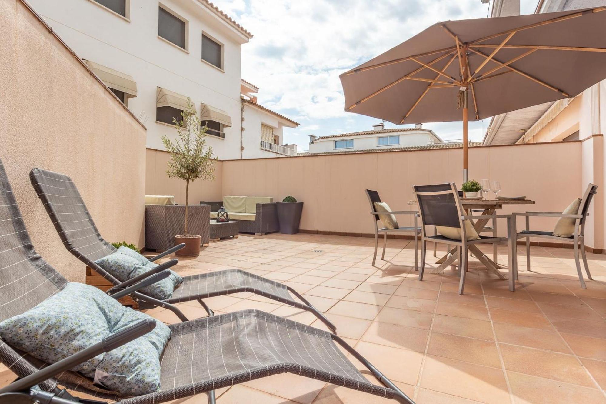 La Mola Apartment เลสกาลา ภายนอก รูปภาพ